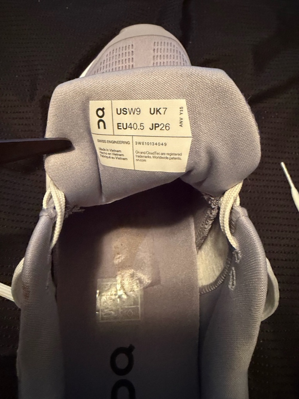 On Cloud 2 Running Women's Cloud Sneakers in Lavender with Cream Accents - Picture 11 of 15